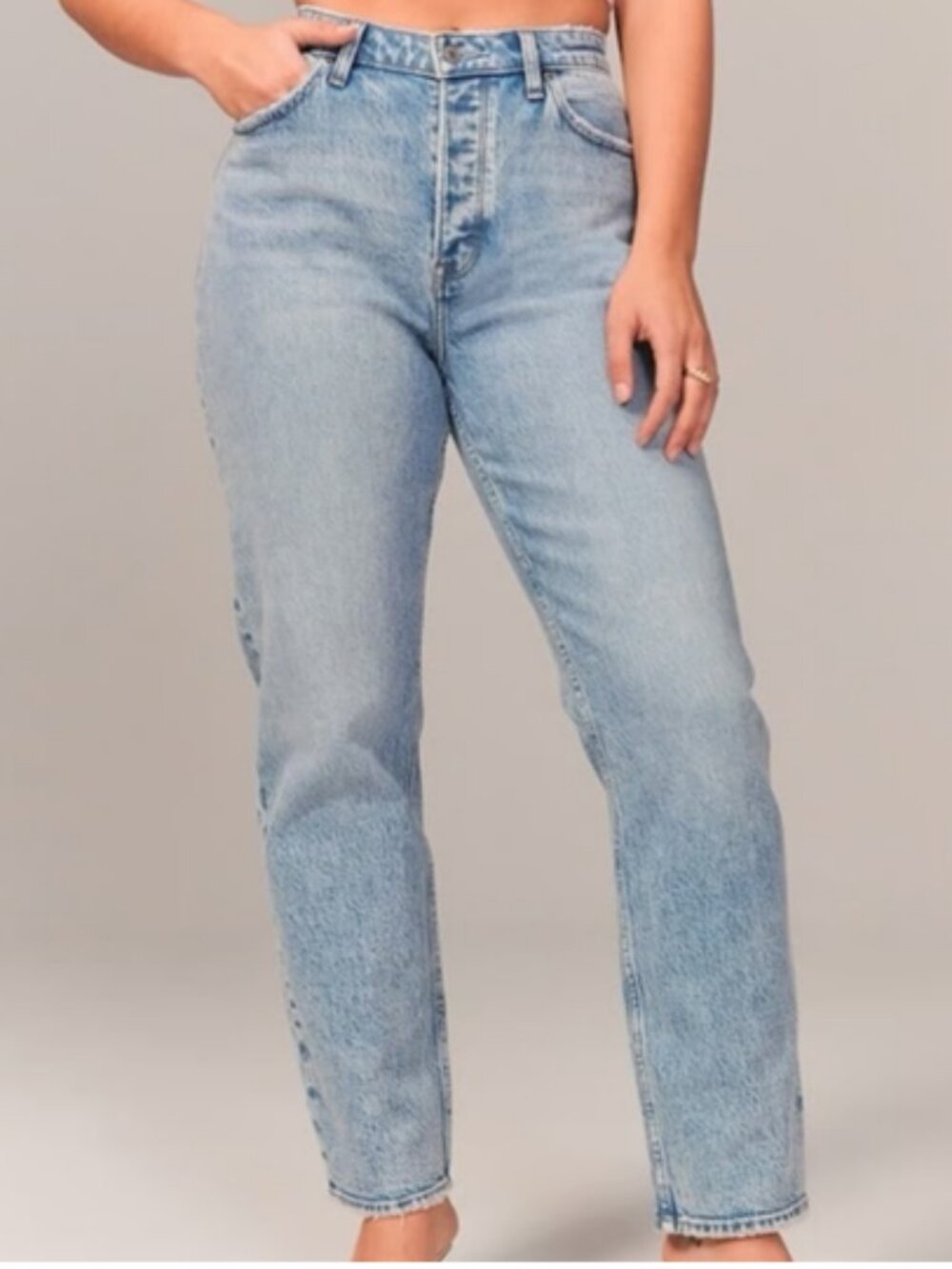 Abercrombie & Fitch High Rise Dad Jeans EUC - Women's Size 2 - Light Wash
